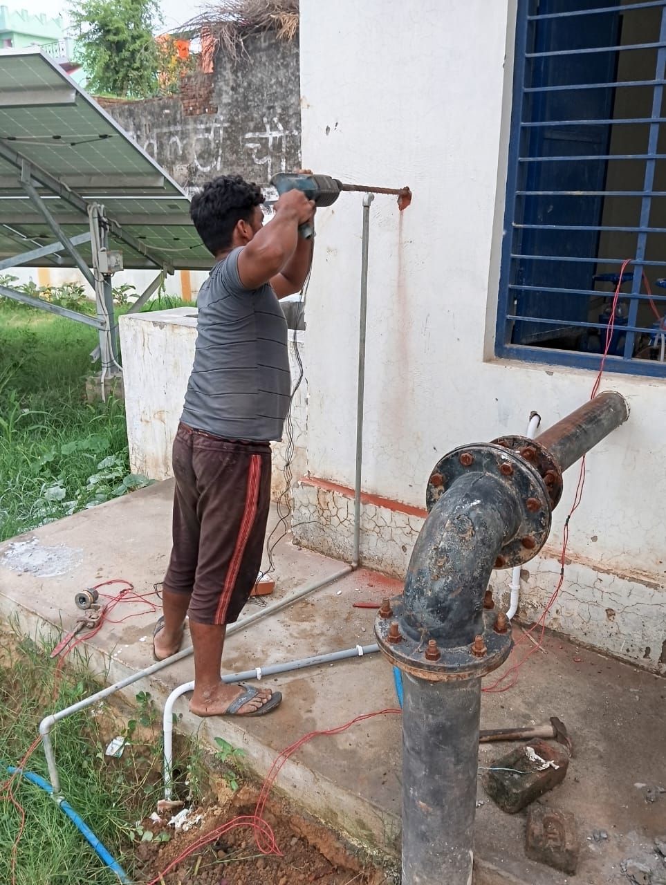 Solar pump connection installation