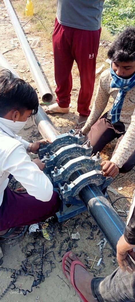 HDPE pipe jointing machine in use